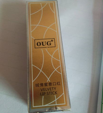 OUG绒情蜜意口红