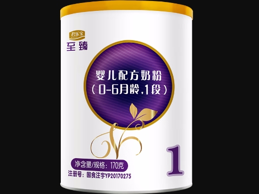 婴儿配方奶粉