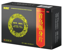 施恩堂首乌强身片使用金黄色字体标识药品通用名是否合规？